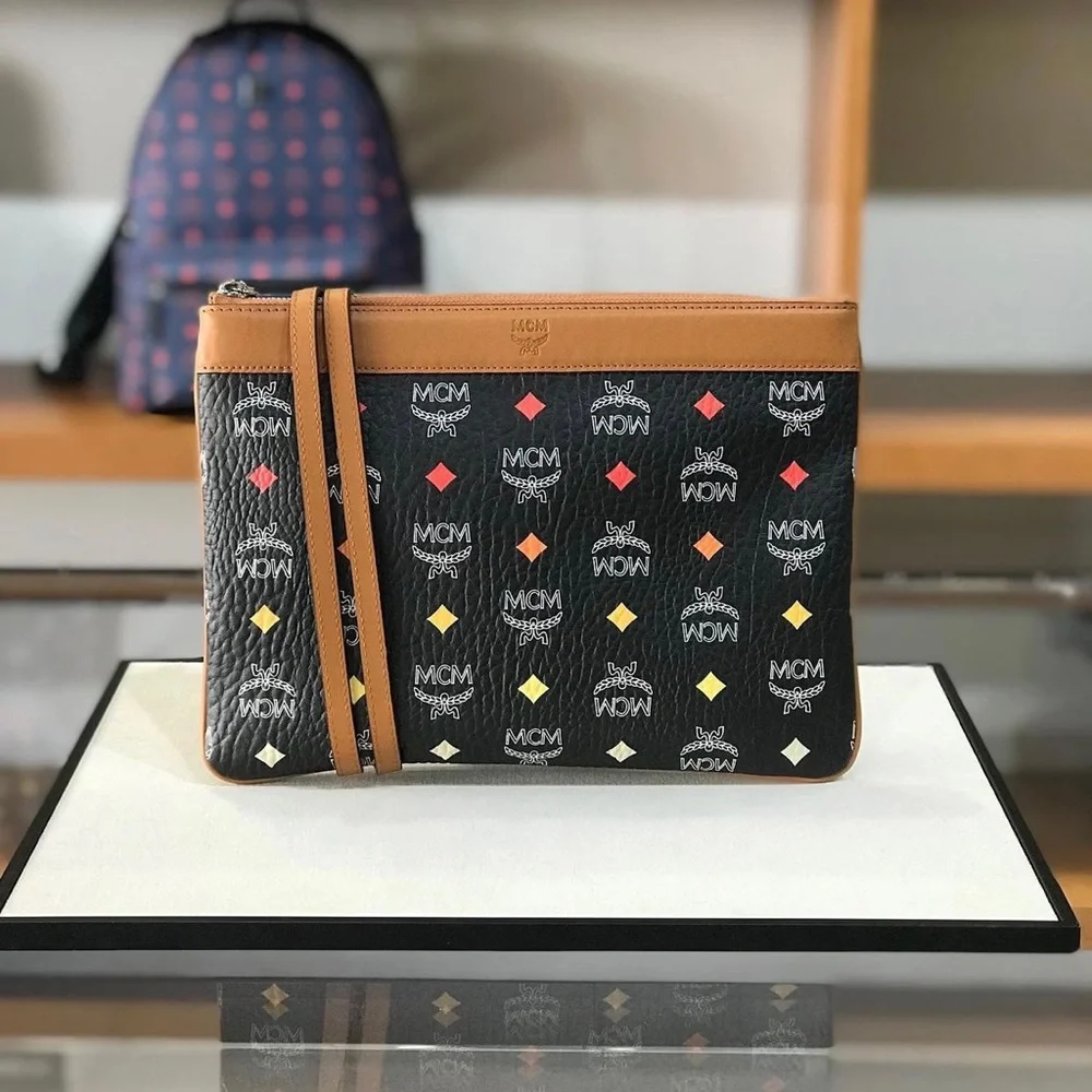 Limited stock! Price firm! MCM medium size crossbody pouch $480+ tax - Picture 6 of 12